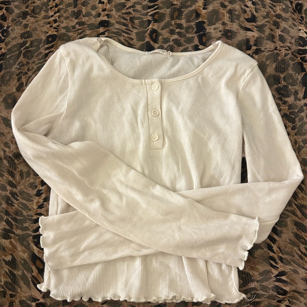 Heart & Hips Cream Long Sleeve Top